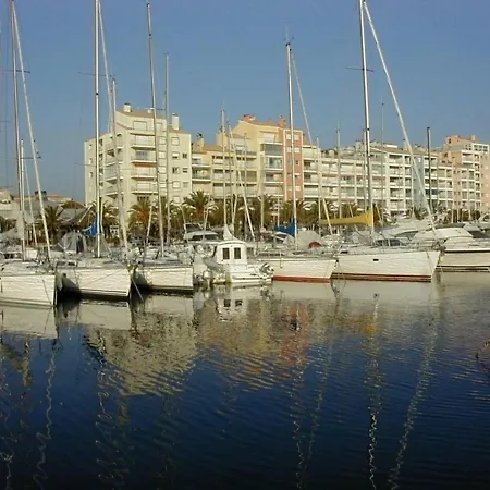 Hyères, 2 Pièces, 4 Personnes - Fr-1-335-143 Appartement